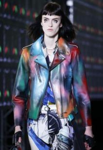 剪二次元刘海视频,跟随视频潮流，打造专属个性造型